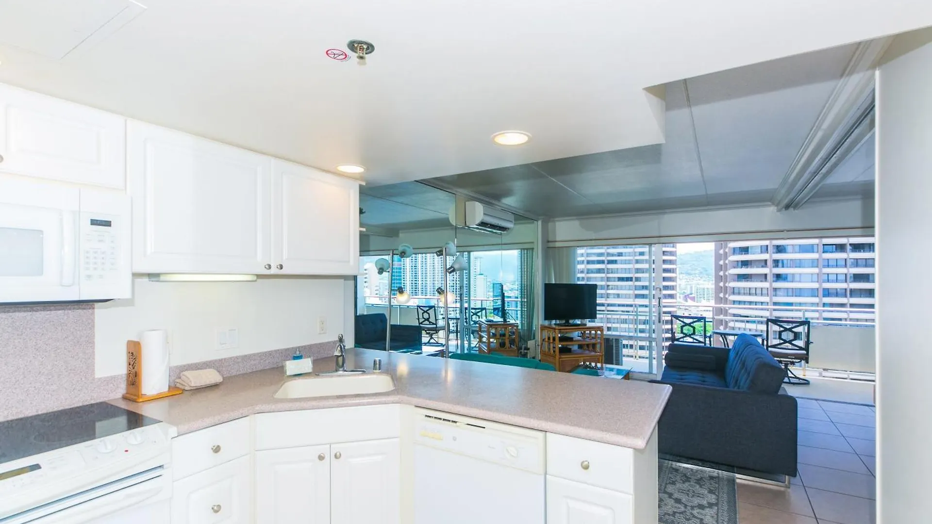 아파트 Ilikai Tower 1915 City View 1Br 호놀룰루
